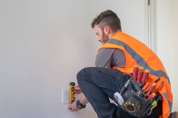 Best Licensed Electrician  in Red Springs, NC